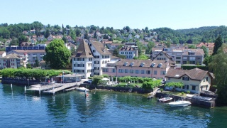 Luftaufnahmen Hotel und Zürichsee