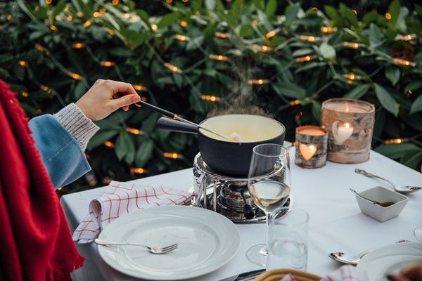 Open Air Käsefondue: fröhliches Tunken und Skaten immer montags und dienstags