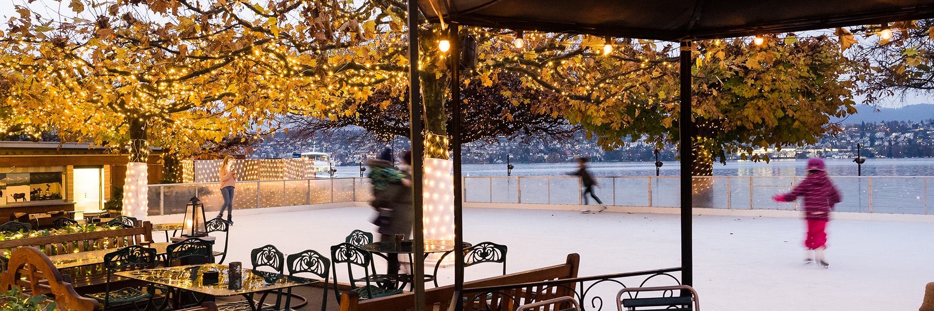«Live on Ice» – the romantic ice rink in Küsnacht by Lake Zurich
